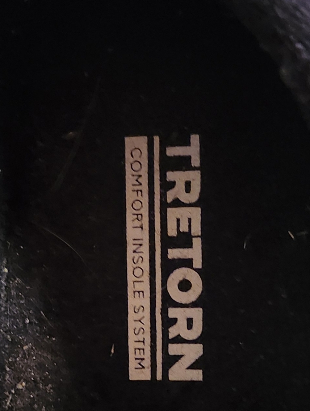 Tretorn Womens Black Leather Low-Top Sneakers - Picture 2 of 3